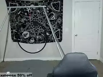 Chaturbate Nude Webcam of xxlilithmoonxx