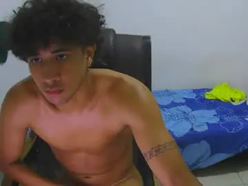 Chaturbate Best live sex cam show of hansel_take