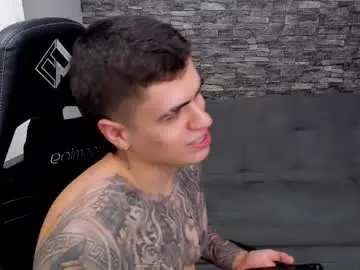 Chaturbate Best live sex cam show of mathew_wolf4