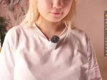 Chaturbate Sex Cam of zara_shine