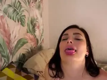 Chaturbate Watch Live Sex Cams of zara_shine