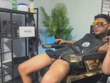 Chaturbate Live Sex Cam of barber_secrets