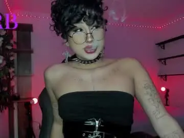 Chaturbate Adult Video Chat of heka_prudence