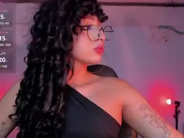 Chaturbate Live Sex Cam of heka_prudence