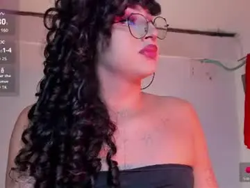 Chaturbate Live Sex Cam of heka_prudence