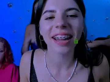 Chaturbate Live Sex Cam of lyra_desire
