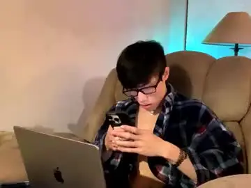 Chaturbate Nude Webcam of hottiewithabody101