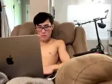 Chaturbate Live Sex Cam of hottiewithabody101