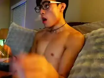 Chaturbate Live Sex of hottiewithabody101