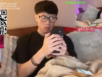 Chaturbate Live Sex Cam of hottiewithabody101