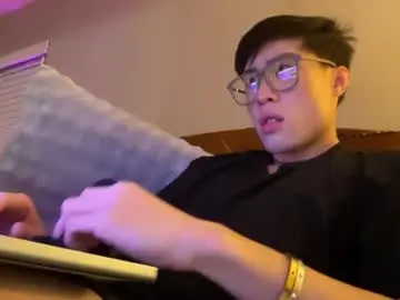 Chaturbate Free Porn Cam of hottiewithabody101