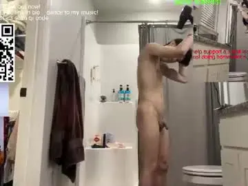 Chaturbate Watch Live Sex Cams of hottiewithabody101