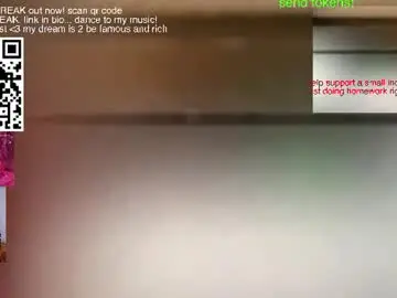 Chaturbate Watch Live Sex Cams of hottiewithabody101