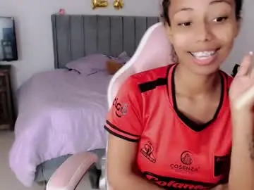 Chaturbate Live Sex Cam of linda_brown_1