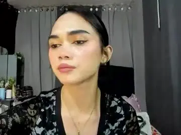 Chaturbate Watch Live Sex Cams of naughty_emmats