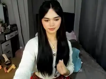 Chaturbate Sex Cam of naughty_emmats