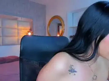 Chaturbate Live Sex Cam of nohemi_louse