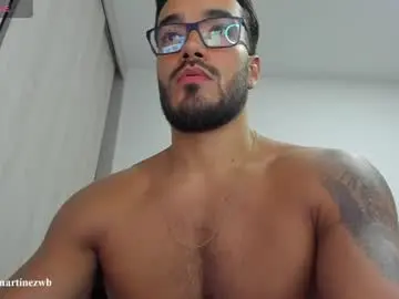 Chaturbate Live Sex Cam of alexander_martines