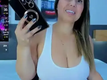 Chaturbate Live Porn of andhrea_vale