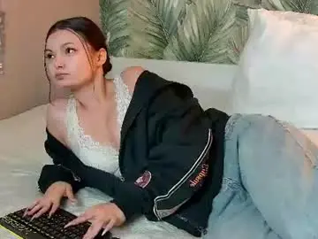 Chaturbate Adult Video Chat of asterquinn