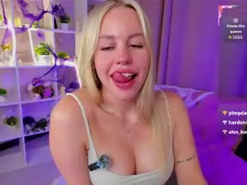 Chaturbate Nude Webcam of curvybby1