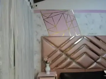 Chaturbate Nude Webcam of dianasheren