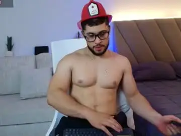 Chaturbate Free Porn Cam of valenssio_moretti
