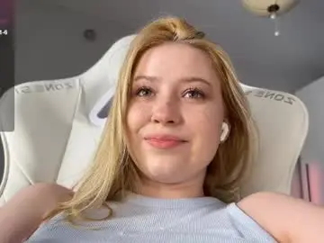 Chaturbate Live Sex Cam of kittyloffe