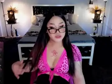 Chaturbate Best live sex cam show of majesty_chesca