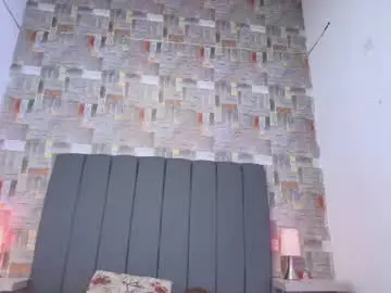 Chaturbate Nude Webcam of whitney_brown_