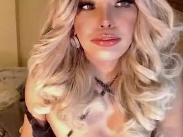 Chaturbate Best live sex cam show of yourhotuniversexo