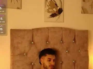 Chaturbate Sex Chat of amadeo_wild