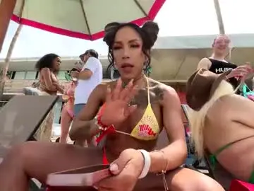 Chaturbate Nude Webcam of lushianafitness