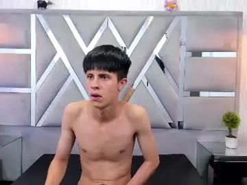 Chaturbate Live Sex of mikehunter_