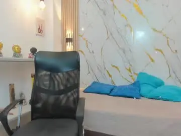 Chaturbate Adult Video Chat of zayn_fox32