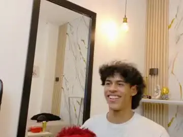 Chaturbate Sex Chat of zayn_fox32