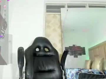 Chaturbate Sex Cam of _shirleyy_