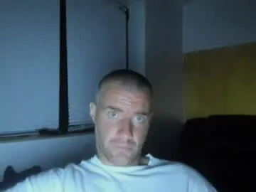 Chaturbate Live Porn of alfiesolomons87