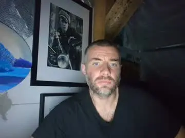 Chaturbate Free Live Porn of alfiesolomons87