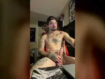 Chaturbate Free Porn Cam of dennisman4151