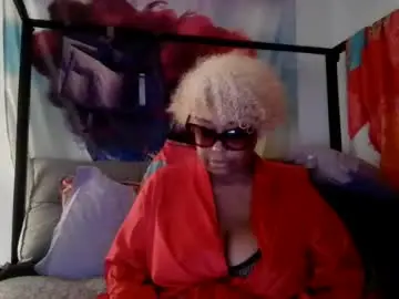 Chaturbate Live Porn of ebonydezire00