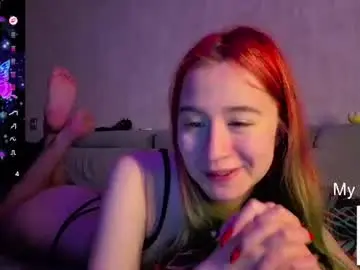 Chaturbate Adult Webcam of emilly_20