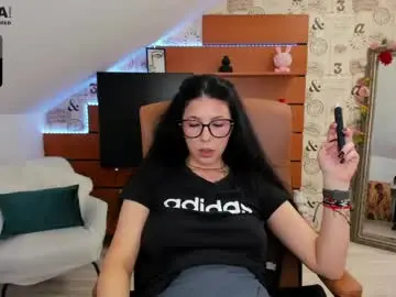 Chaturbate Watch Live Sex Cams of emillytaylor