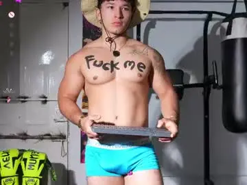 Chaturbate Live Sex Cam of horny_nick18