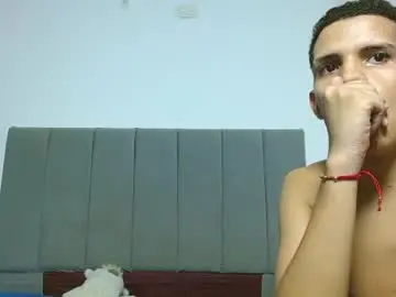 Chaturbate Live Sex of jose_and_daniel