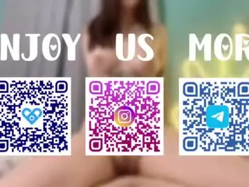 Chaturbate Live Sex Cam of laurenceandviolette