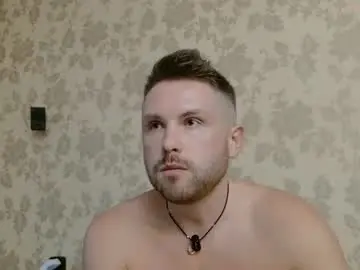 Chaturbate Live Sex Cam of martinbrux
