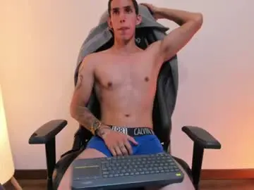 Chaturbate Live Sex Cam of phillip_jr
