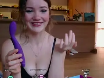 Chaturbate Sex Chat of poppyjoyyy
