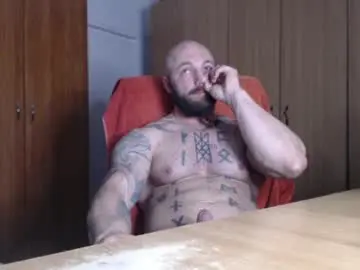 Chaturbate Live Porn of strongivan